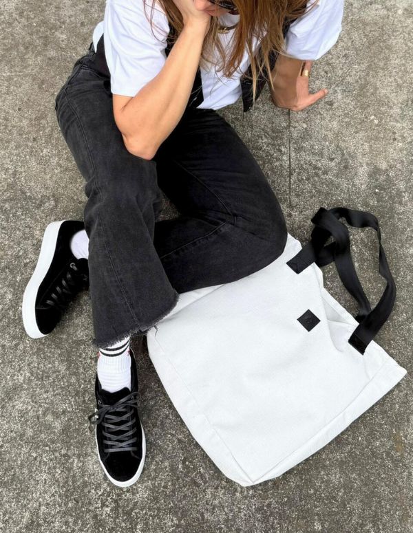 SIMPLE CHUNKY NEGRO VELVET