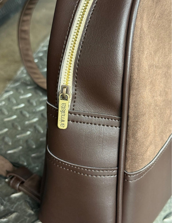 MORRAL OVAL CAFÉ