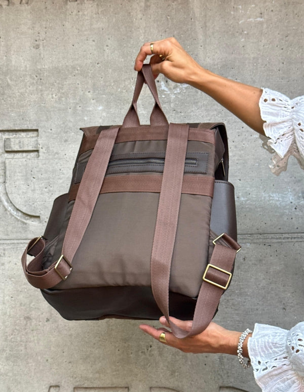 MORRAL WORK CAFÉ OSCURO