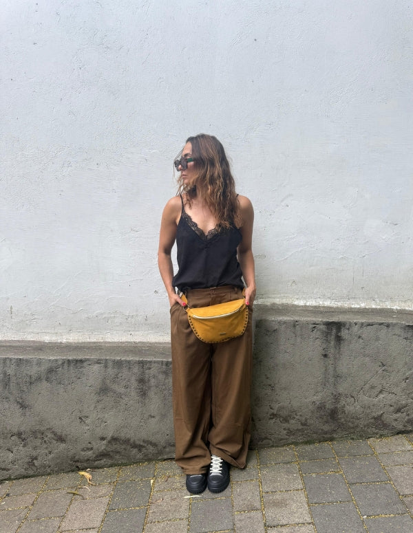 FANNY PACK TACHES