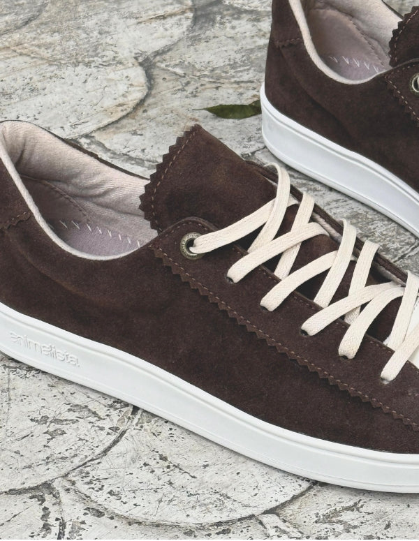 TENIS SWEET CAFÉ OSCURO