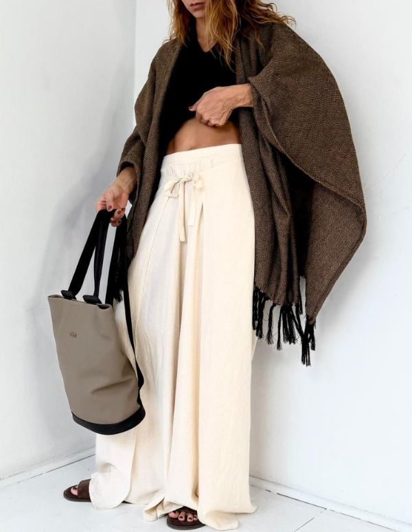 PONCHO CARAMELO