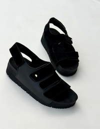 SANDALIAS COMFY NEGRO VELVET
